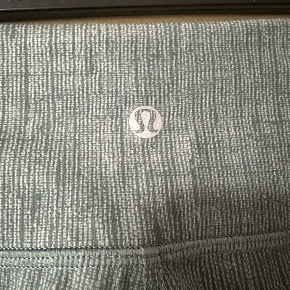 lululemon athletica Sage Green Leggings - Picture 4 of 5